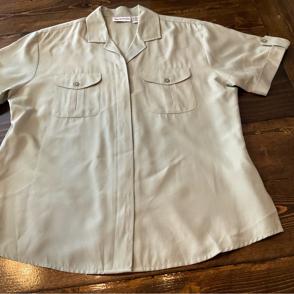 Apparenza Gray Short Sleeve Blouse
